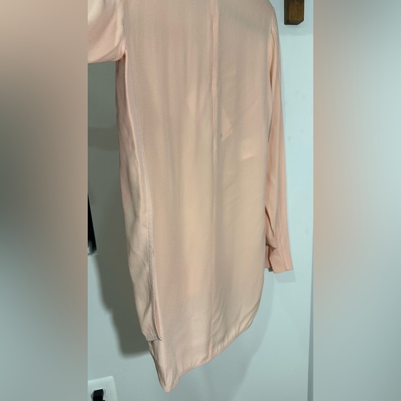 NWT Marni Pale Peach Crew Neck Blouse High Low Hem Cut Out Cuff IT 38 (US 2) - Picture 11 of 16
